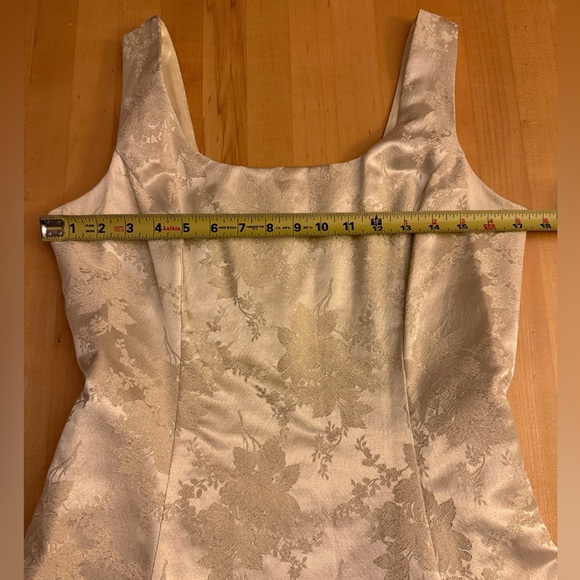 NWOT* Scott McClintock Ivory and Gold Formal Gown Wedding Gala Debut NEW Size 10 - Picture 8 of 10